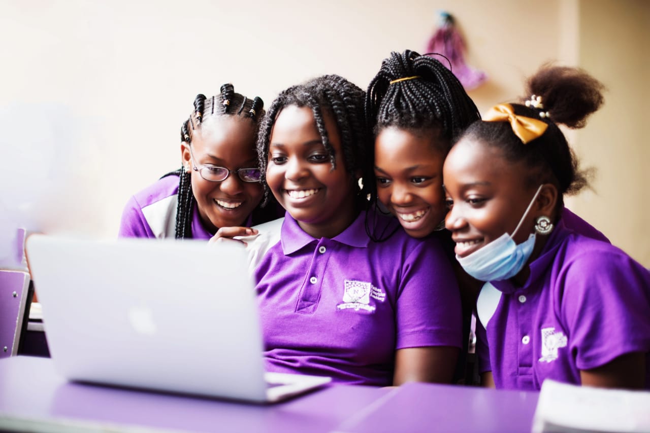 Students learning together